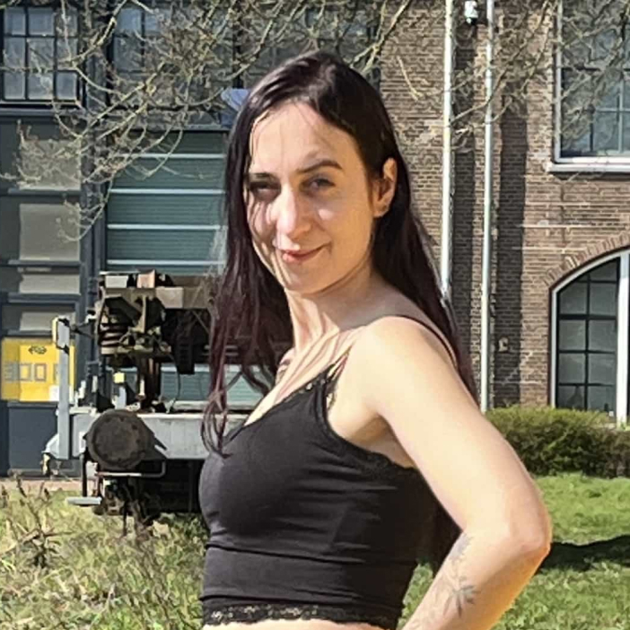 Front-girl Caylie tells the story of Jungle Kitten.